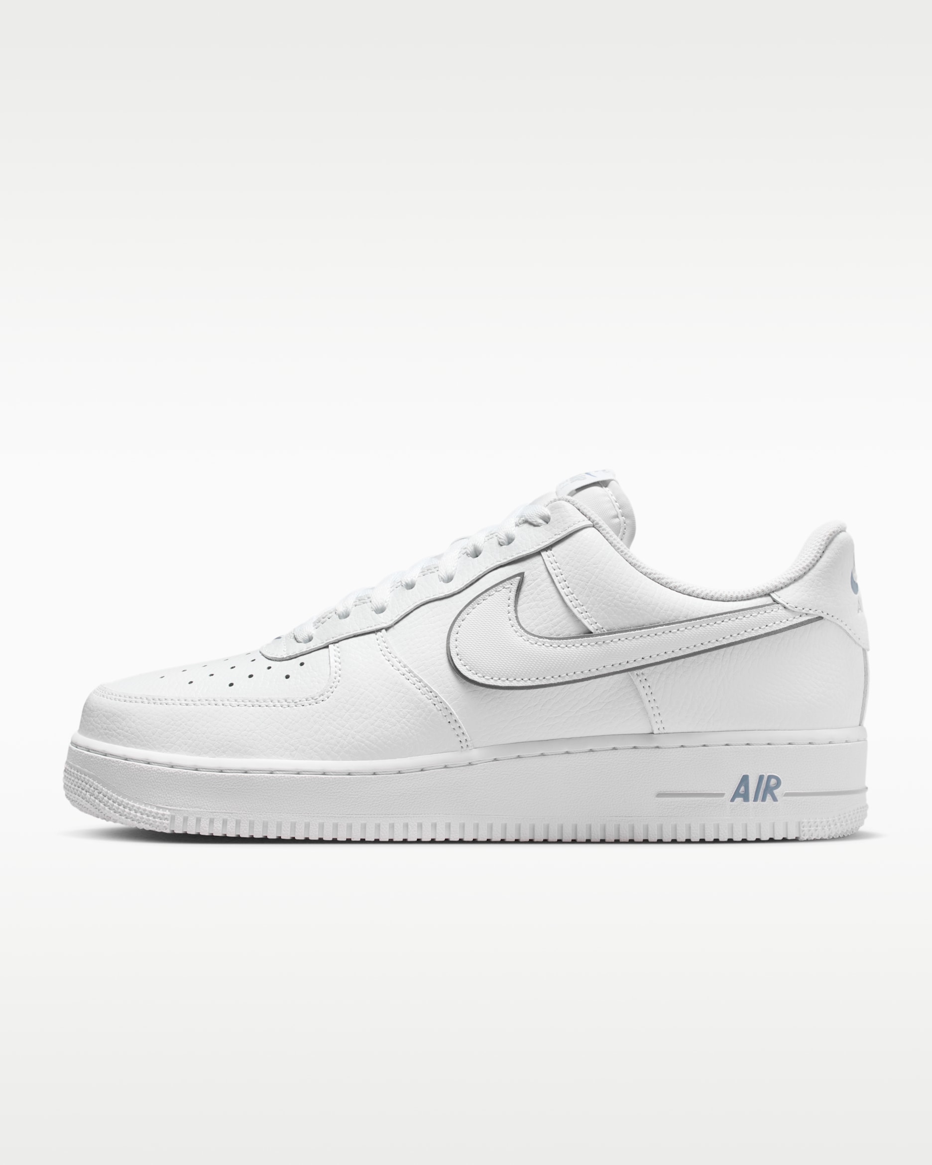 Nike Air Force 1 '07 LV8 Erkek Ayakkabısı. Nike TR